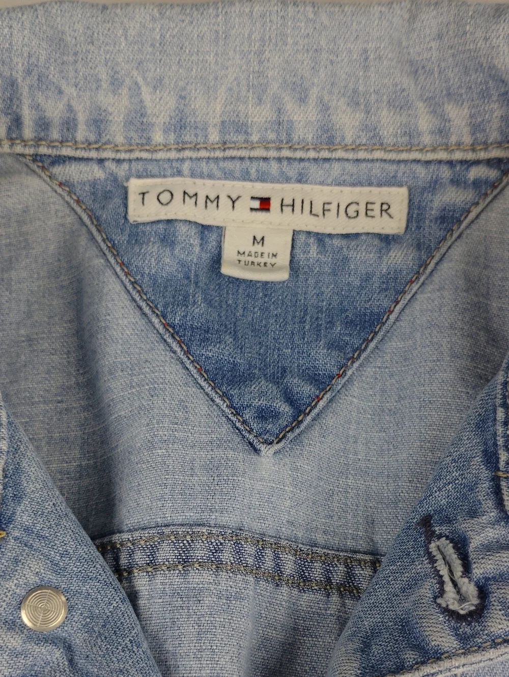Tommy Hilfiger Women's Vintage Light Wash Denim Jacket.